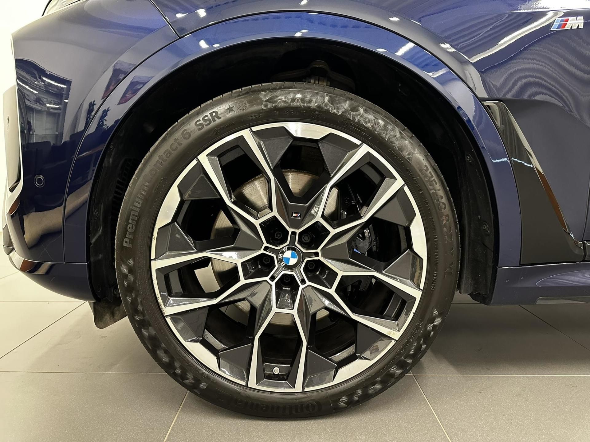 BMW X7, X7 xDrive40d - fotka 6