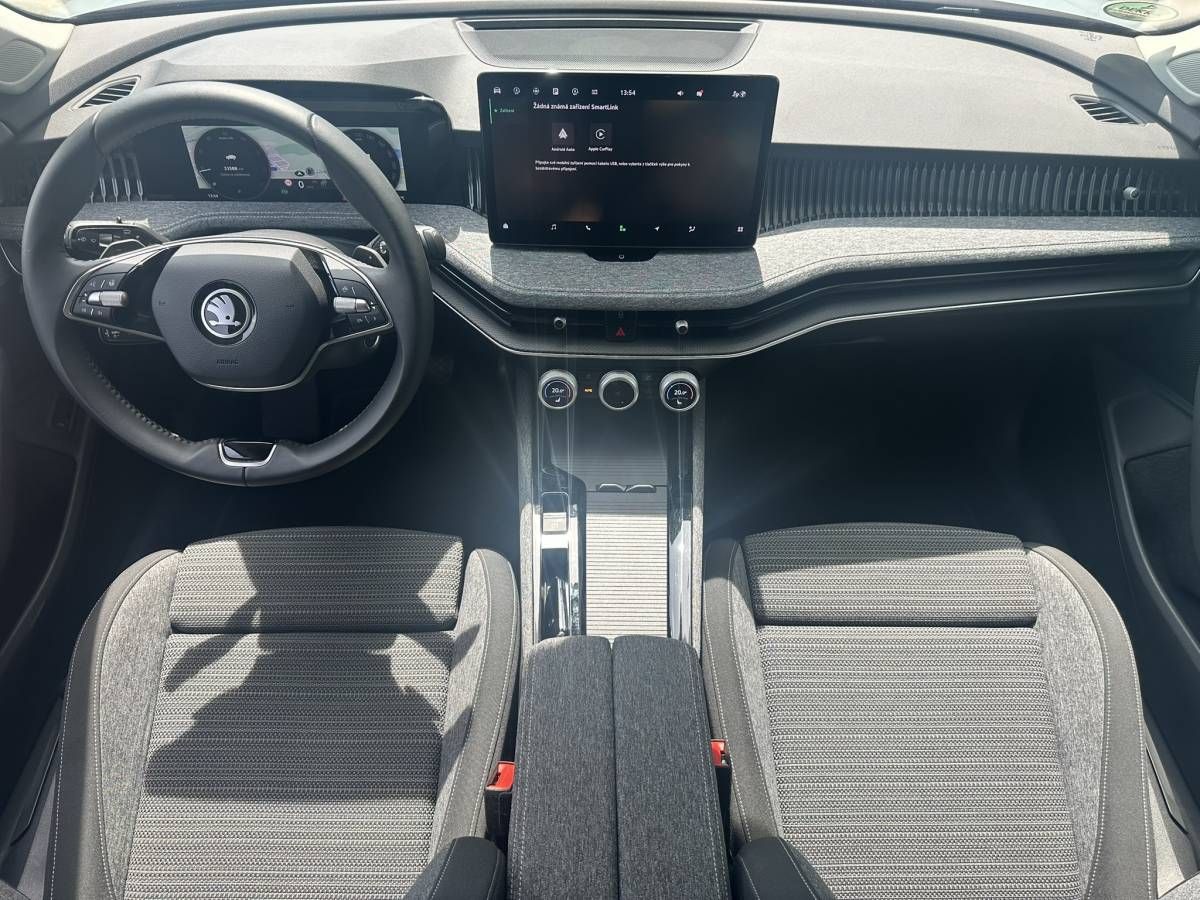 Škoda Superb, Combi Selection 2,0TDI 110kW D - fotka 5