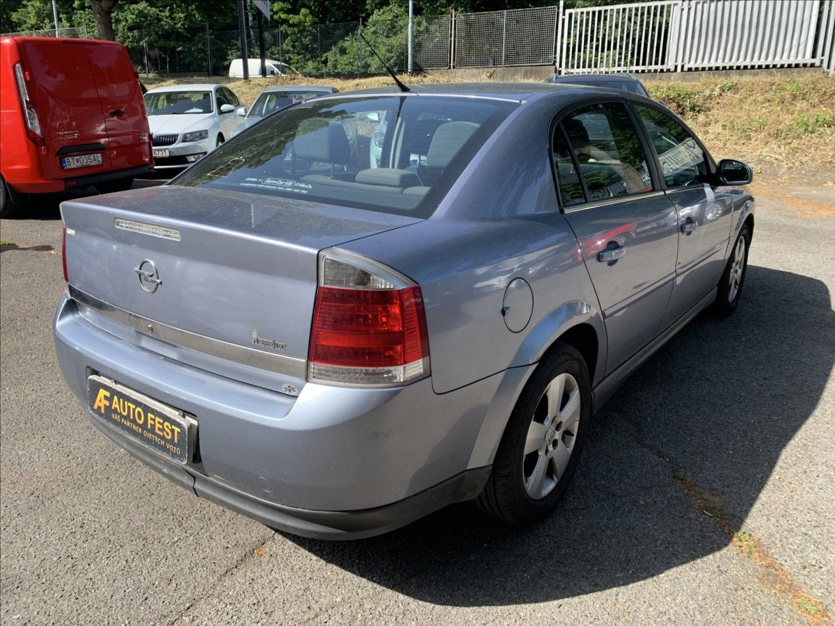 Opel Vectra, 2,2 DTI - fotka 6