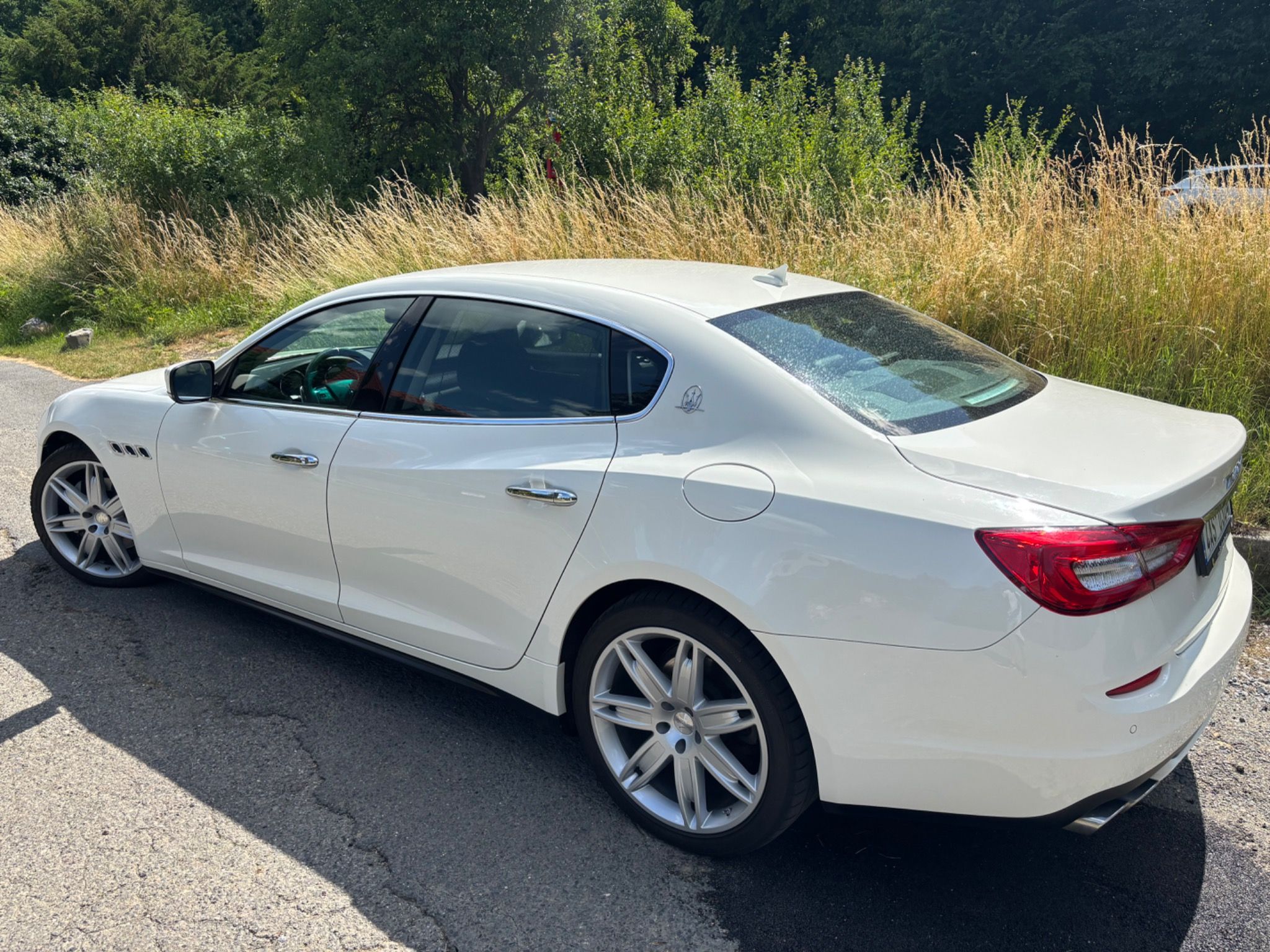 Maserati Quattroporte, Maserati Quattroporte + 4 kola - fotka 5