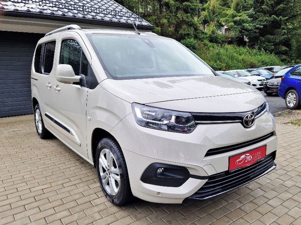 Toyota Proace City Verso, 1.5 D Family