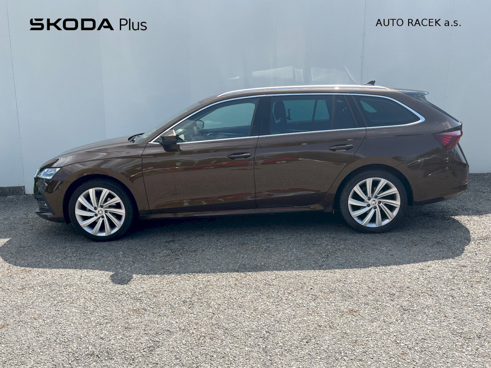 Škoda Octavia, 2.0 TDI 110kW DSG Style Combi - fotka 3