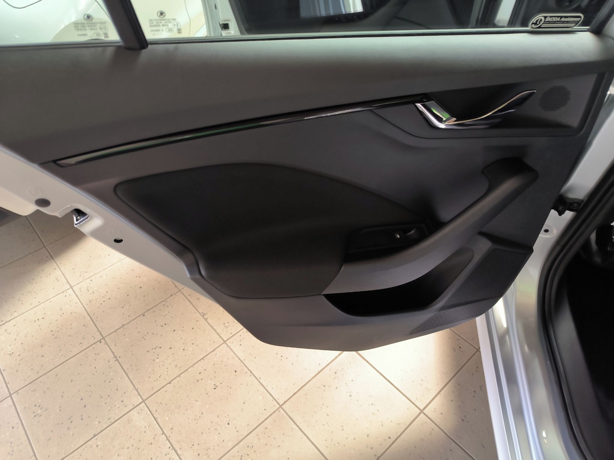 Škoda Kamiq, 1,0TSi 70kW Selection - fotka 6