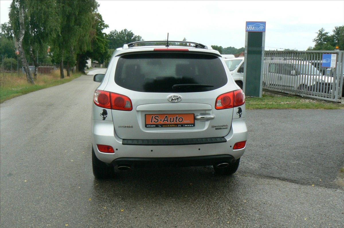 Hyundai Santa Fe, 2,2 CRDi 4x4 - fotka 4