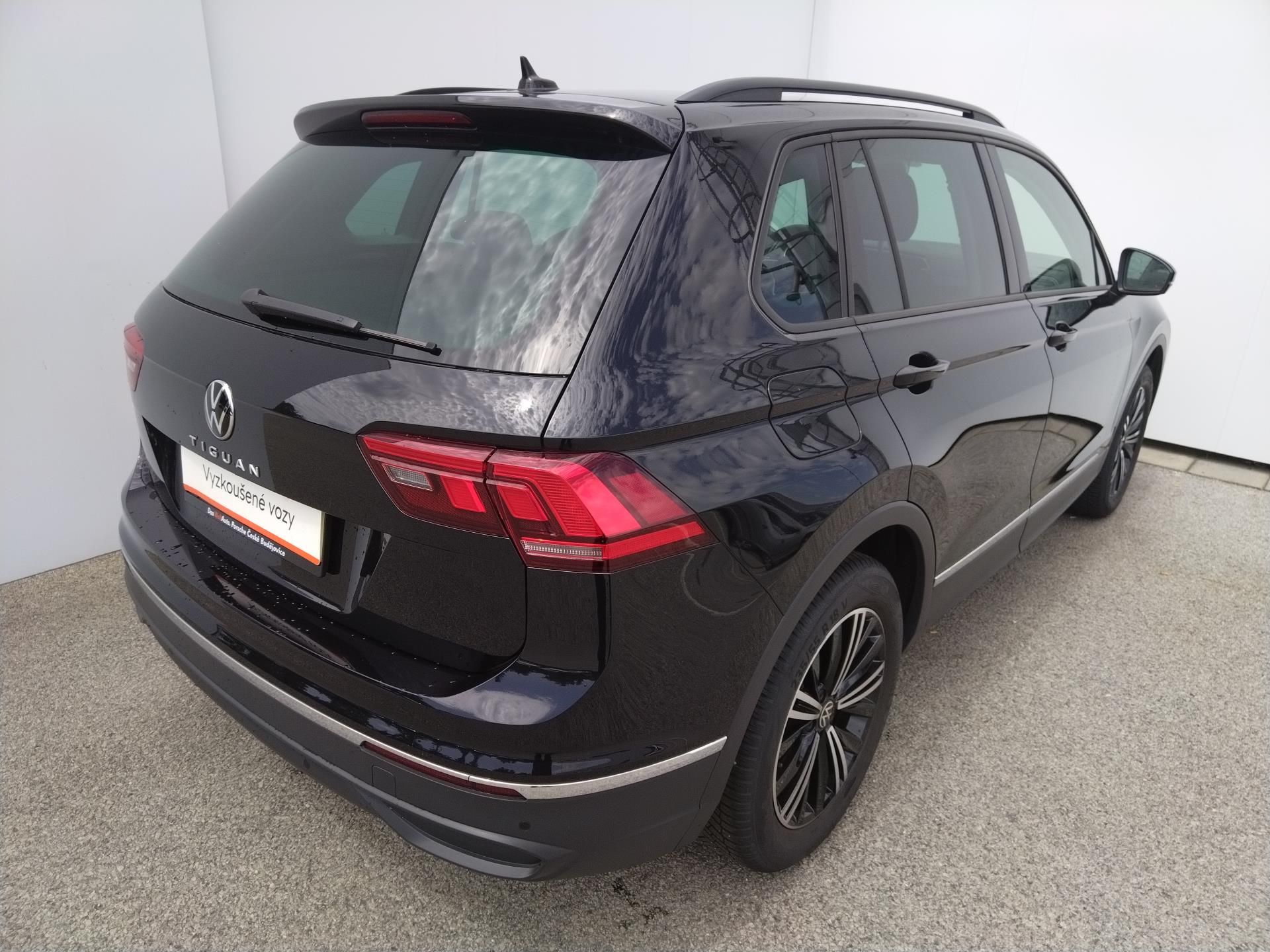 Volkswagen Tiguan, Life 1.5 TSI 110kW - fotka 2