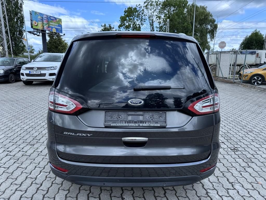 Ford Galaxy, 2.0 TDCi 155 kW Titanium 7míst - fotka 4