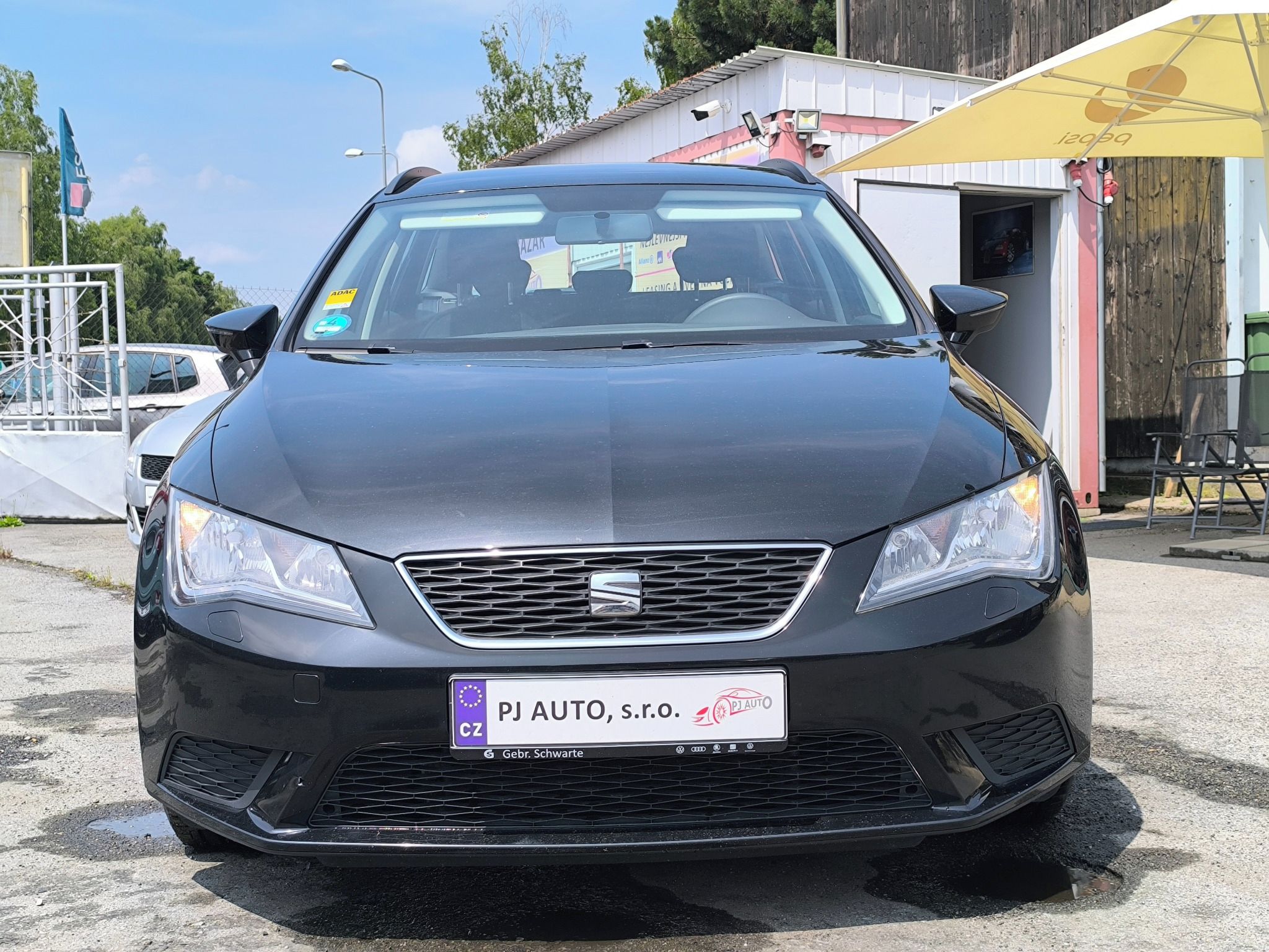 Seat Leon, 1.6 TDi Reference,Temp,1maj,AL - fotka 4