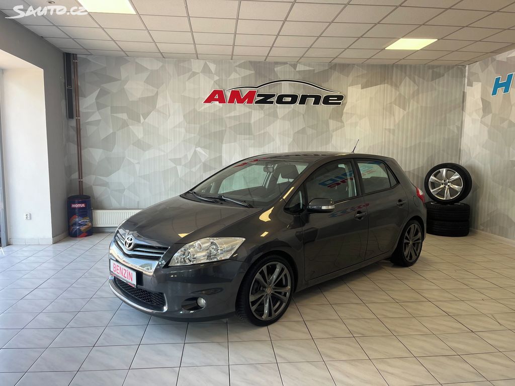 Toyota Auris, fotka 8