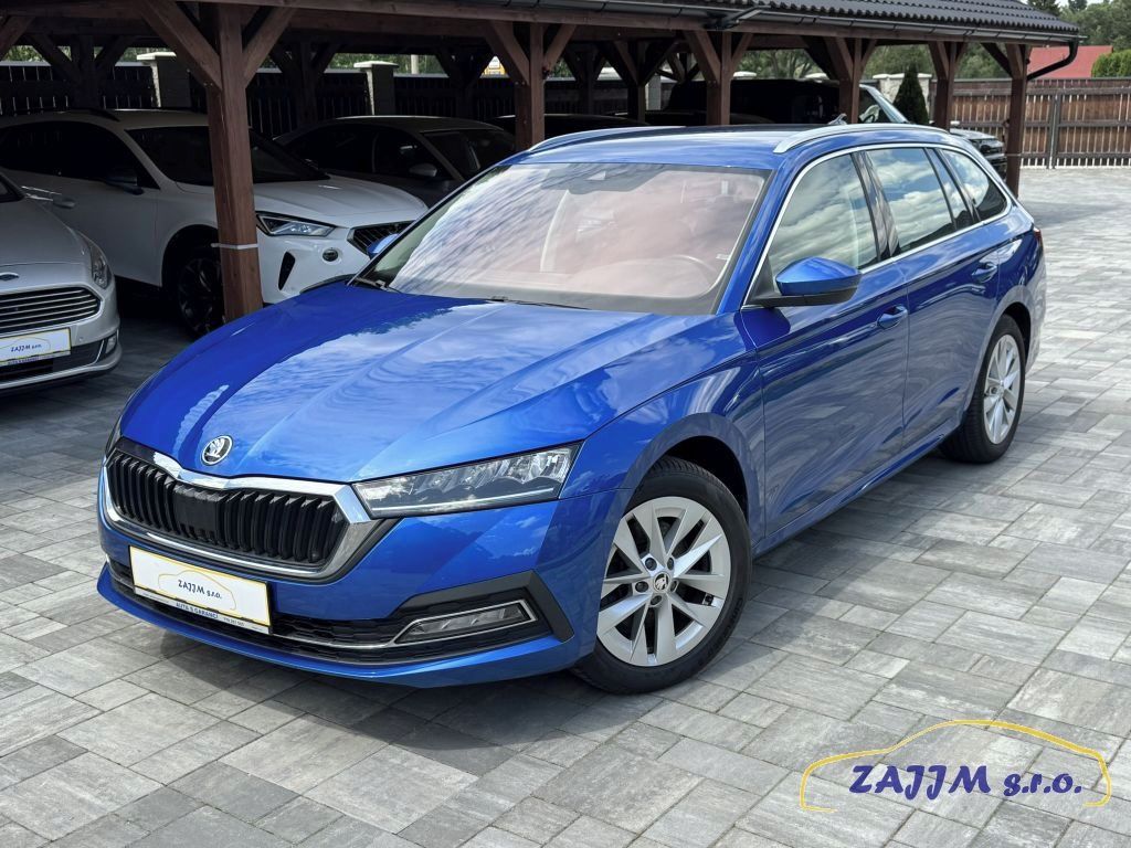 Škoda Octavia, 2.0TSi 140kw 4x4 DSG + Tažné - fotka 2