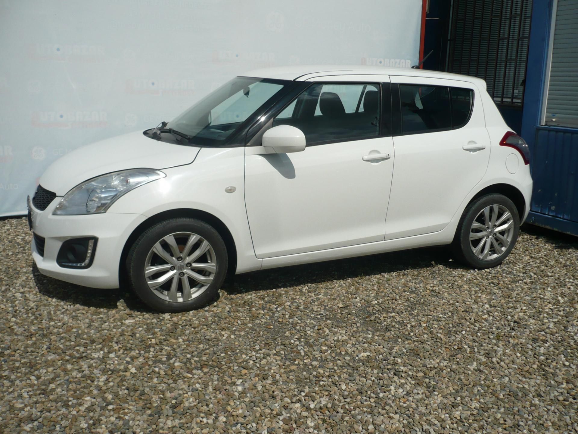 Suzuki Swift, 1.2i 69Kw Klimatizace - fotka 3
