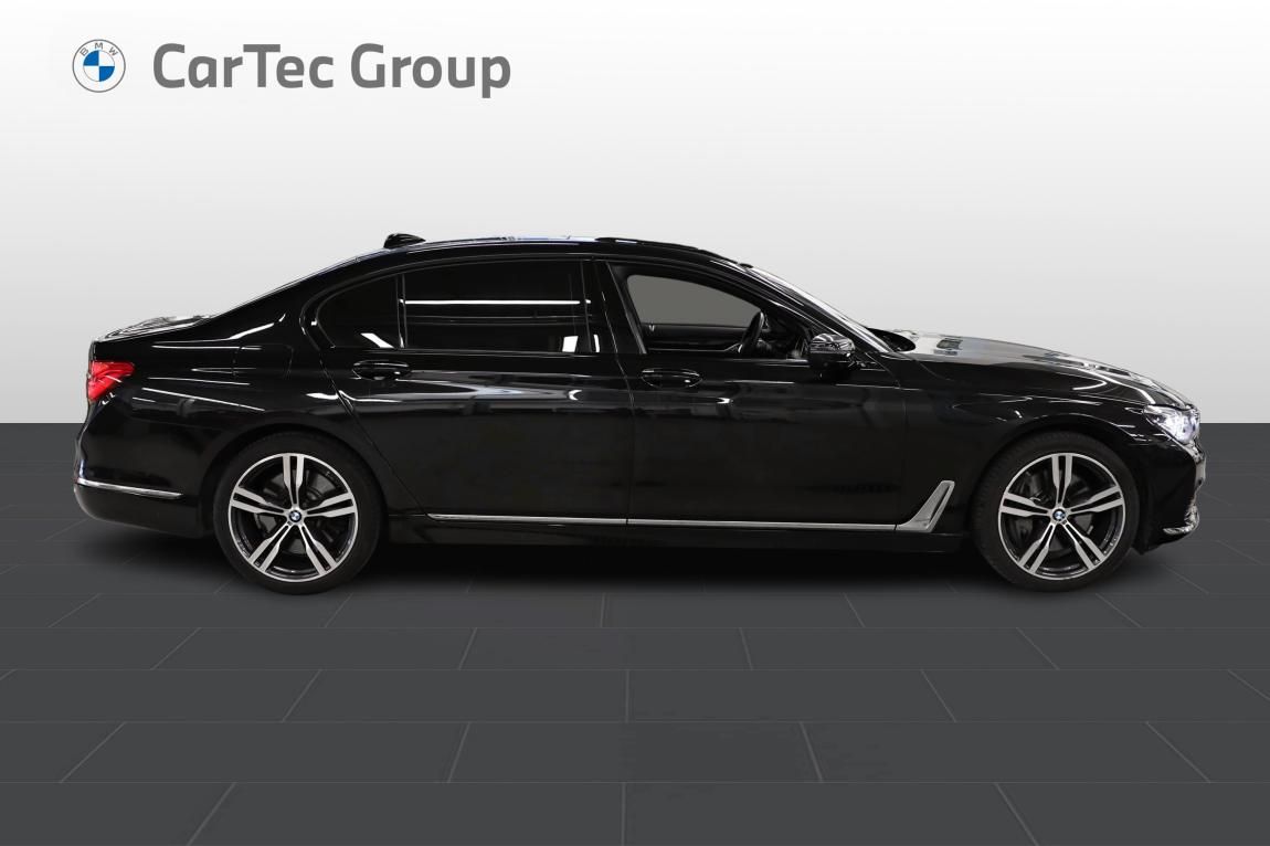 BMW Řada 7, 750Li xDrive - fotka 6
