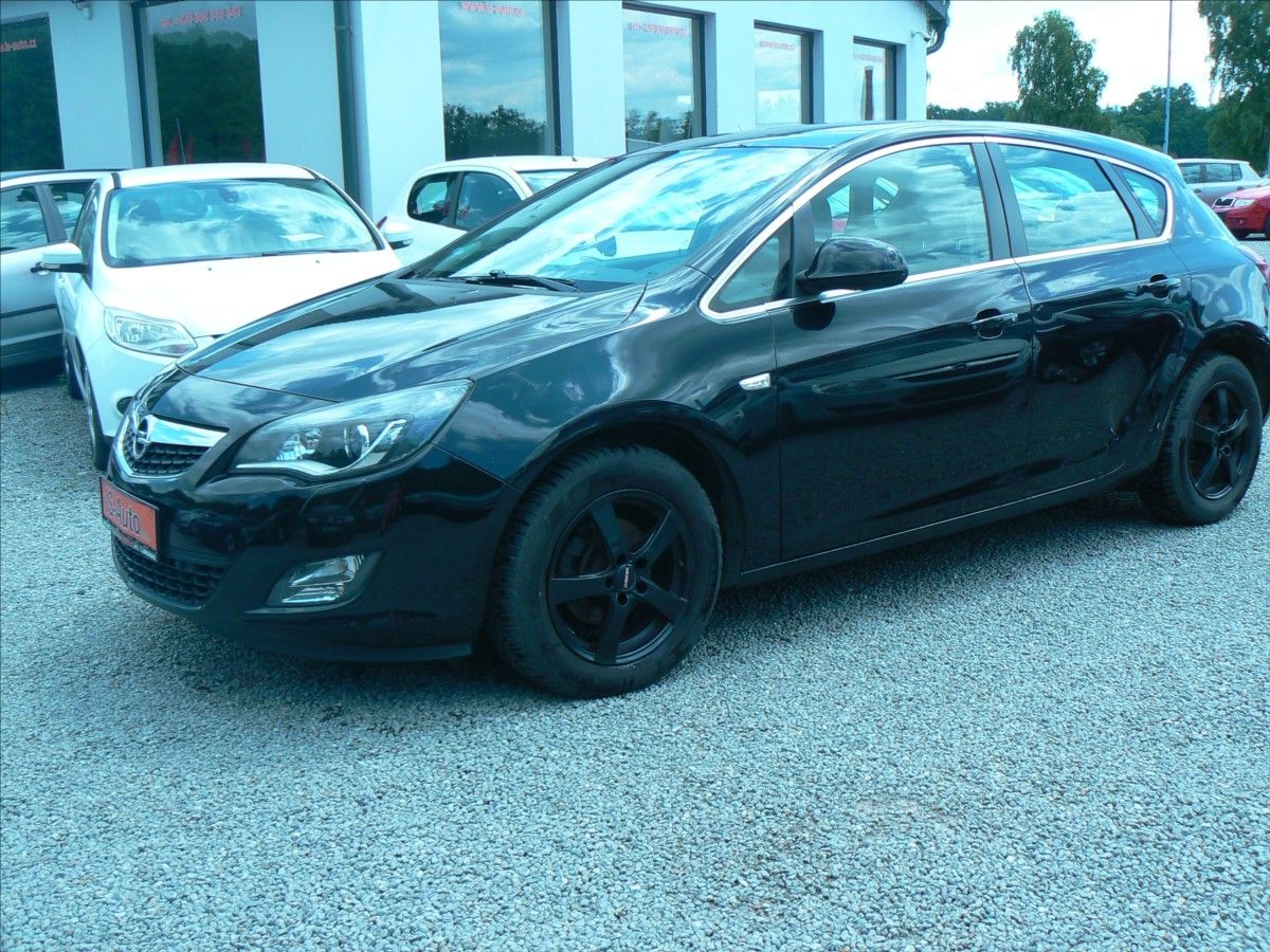Opel Astra, 1,4 Turbo 103 kw