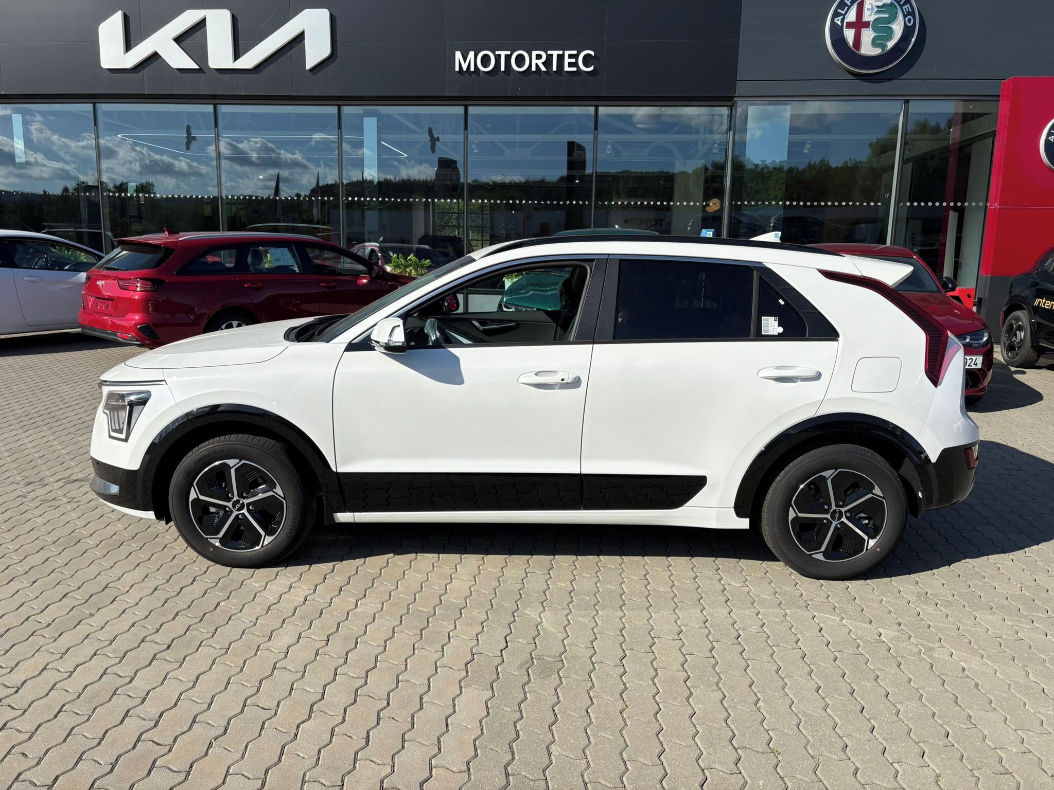 Kia Niro, 1,6 GDi GPF HEV 6DCT STYLE (20 - fotka 4