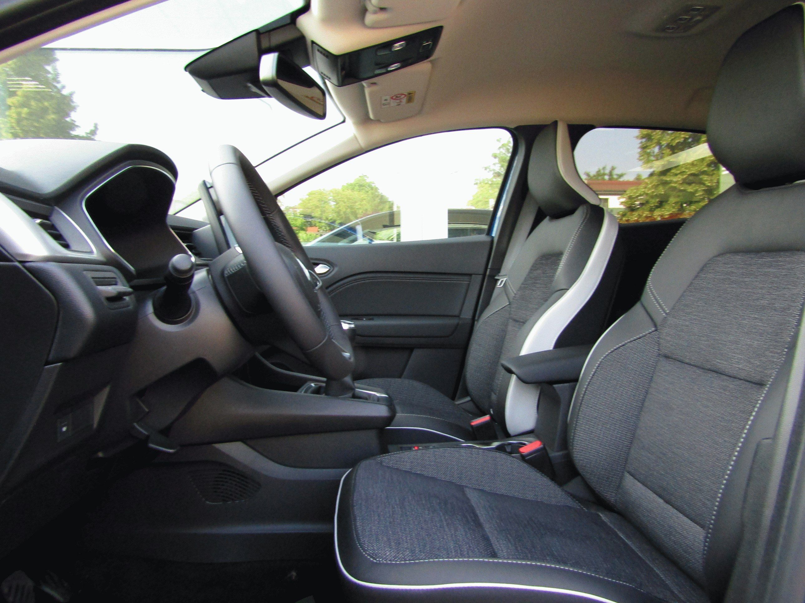 Renault Captur, mild hybrid 140 Techno - fotka 5