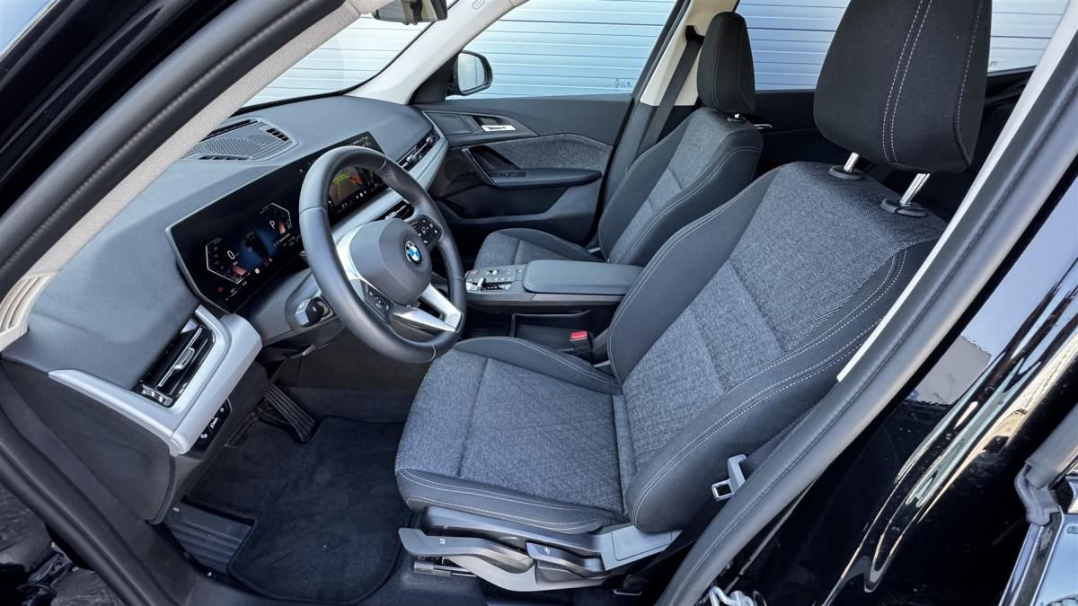 BMW X1, sDrive18d - fotka 5