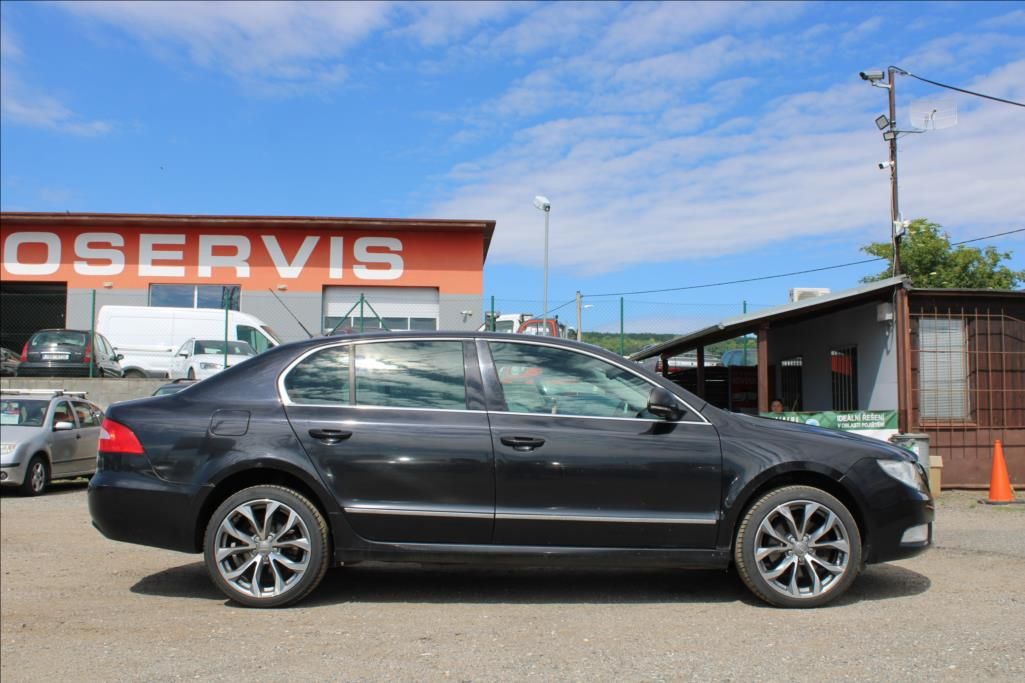 Škoda Superb, 2,0 TDi  4 x 4, DIG.KLIMA, ČR - fotka 4