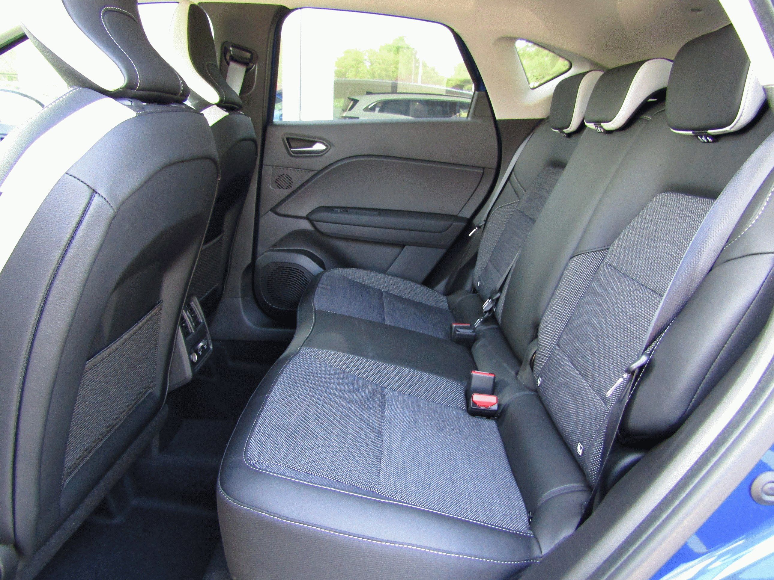 Renault Captur, mild hybrid 140 Techno - fotka 6