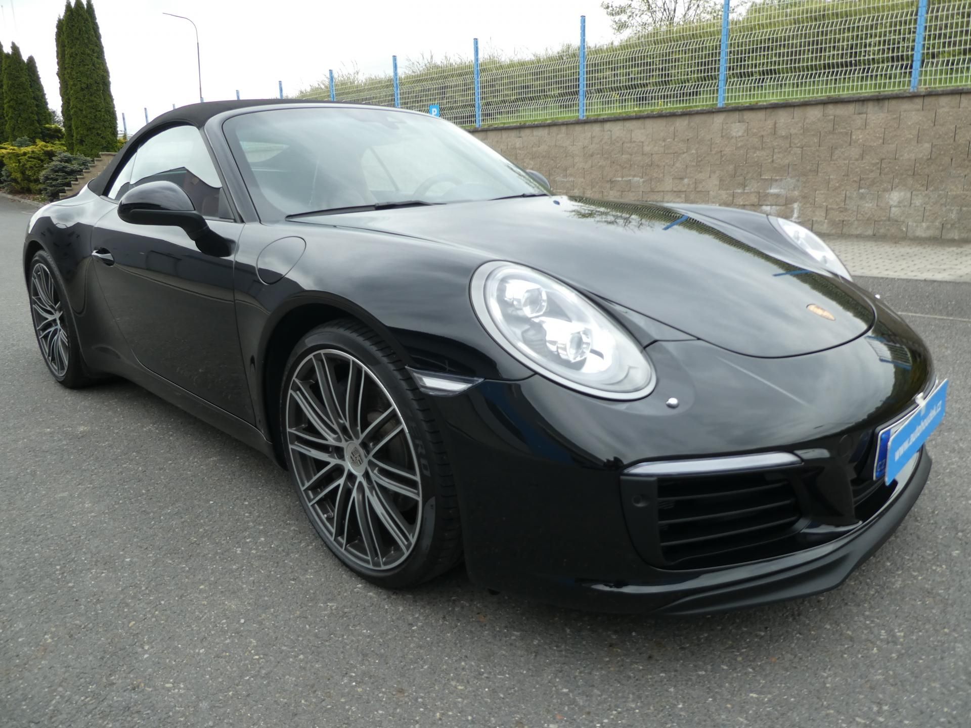 Porsche 911, CARRERA CABRIOLET - fotka 2