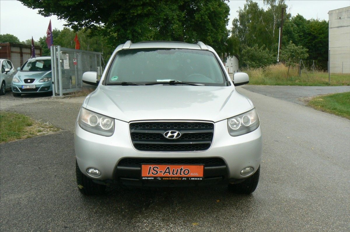 Hyundai Santa Fe, 2,2 CRDi 4x4 - fotka 3
