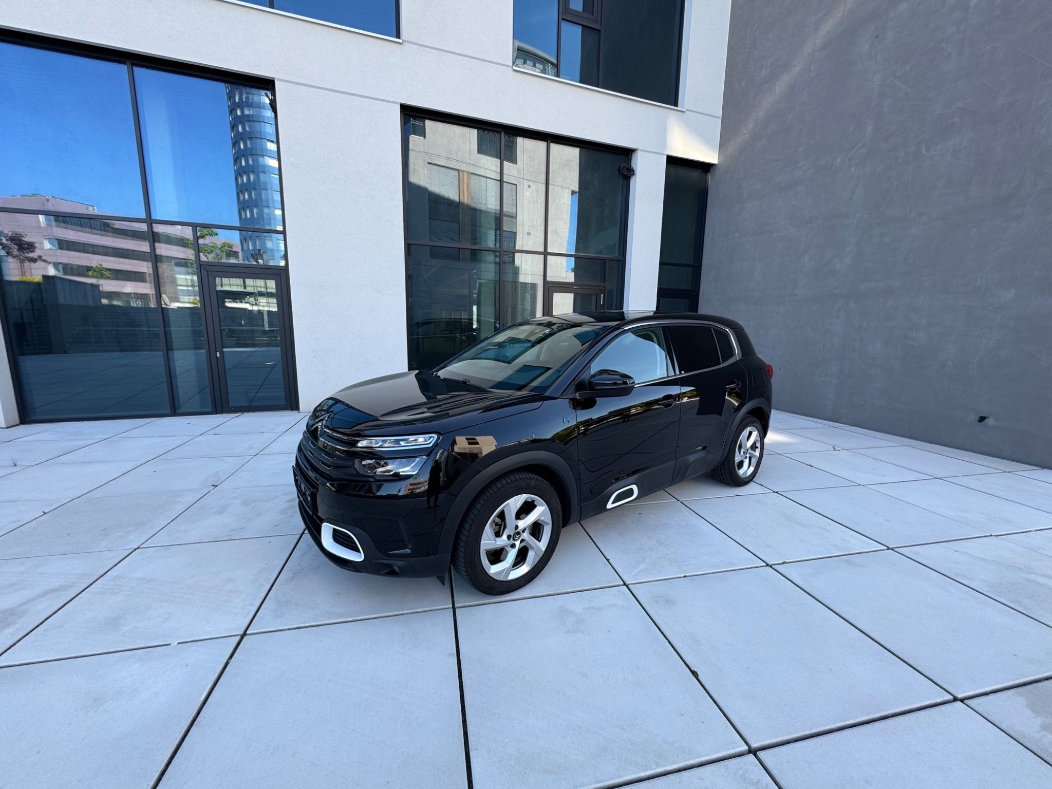 Citroën C5 Aircross, PlugIn Hybrid 165kW Business - fotka 6