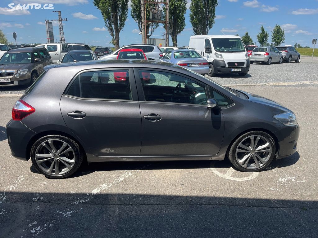 Toyota Auris, fotka 7