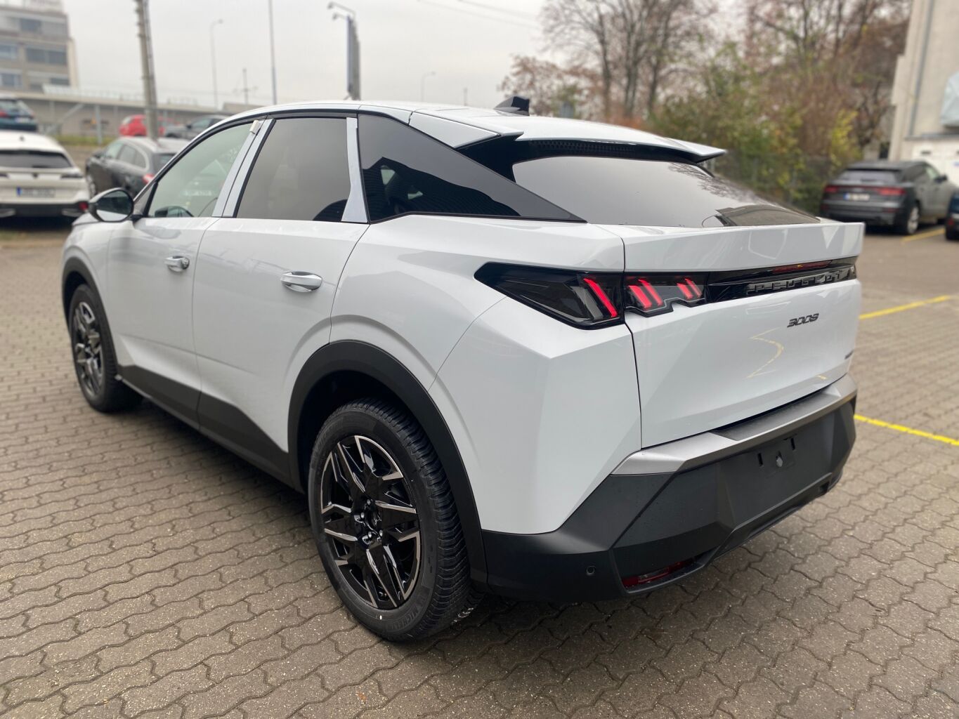 Peugeot 3008, ALLURE Hybrid 145 e-DCS6 - 340 - fotka 5