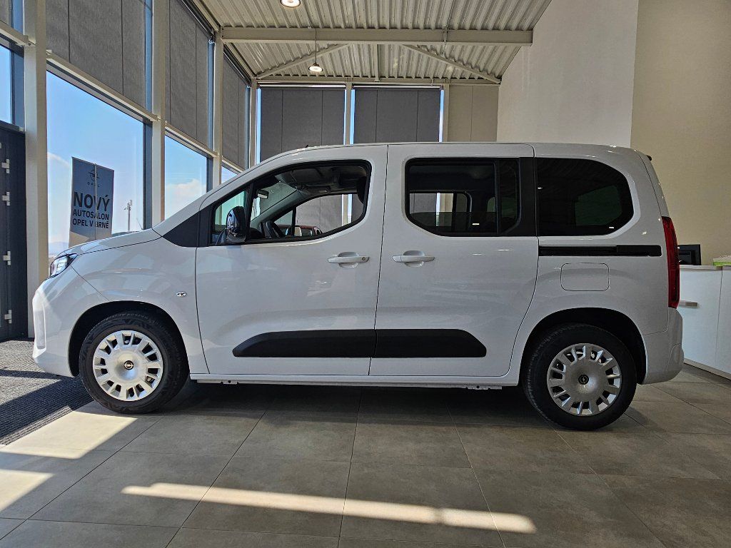 Opel Combo, Edit Plus 1.5 CDTI 102k MT6 - fotka 3