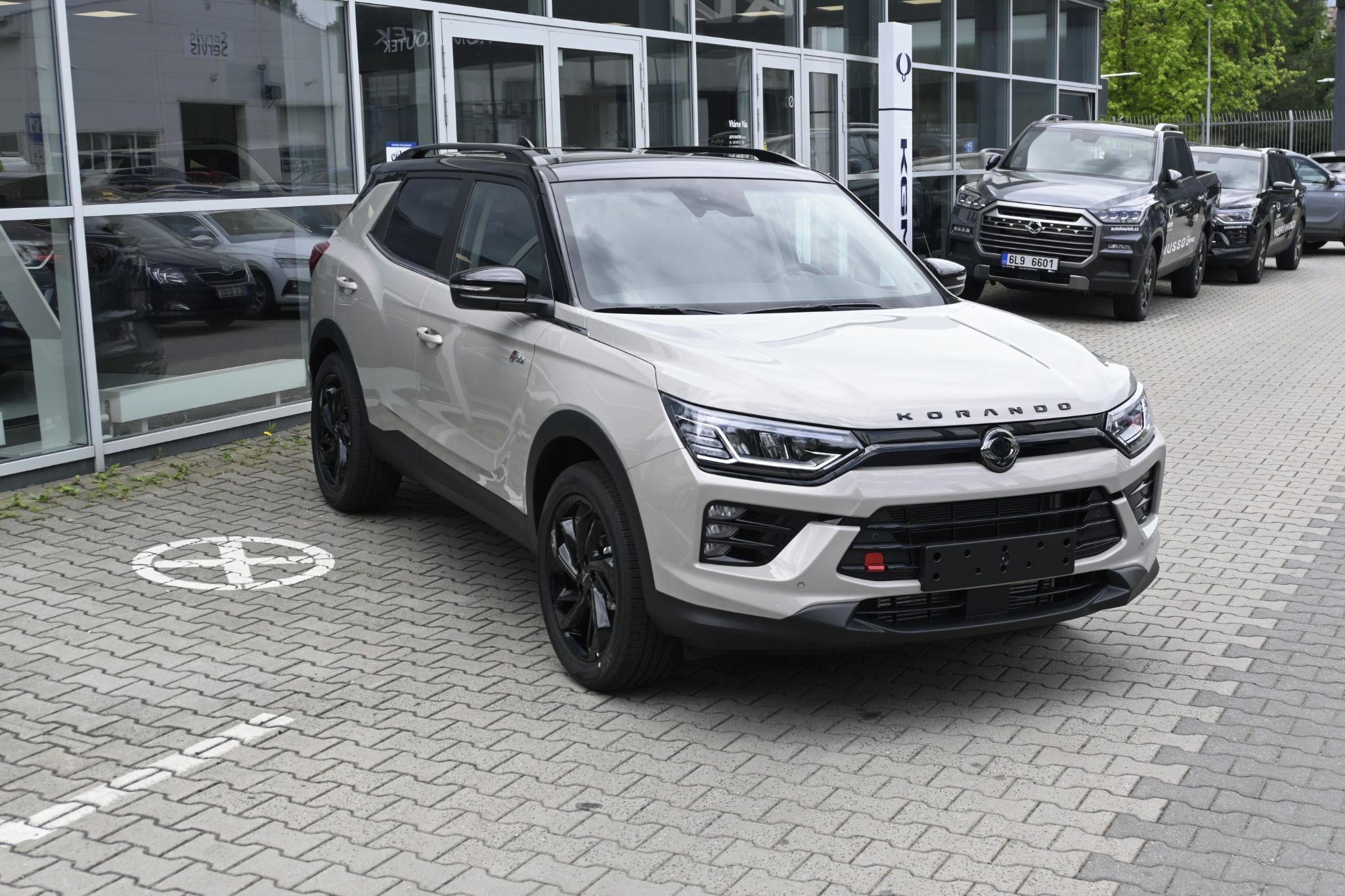 SsangYong Korando, A/T Style+ Black Packet - fotka 2