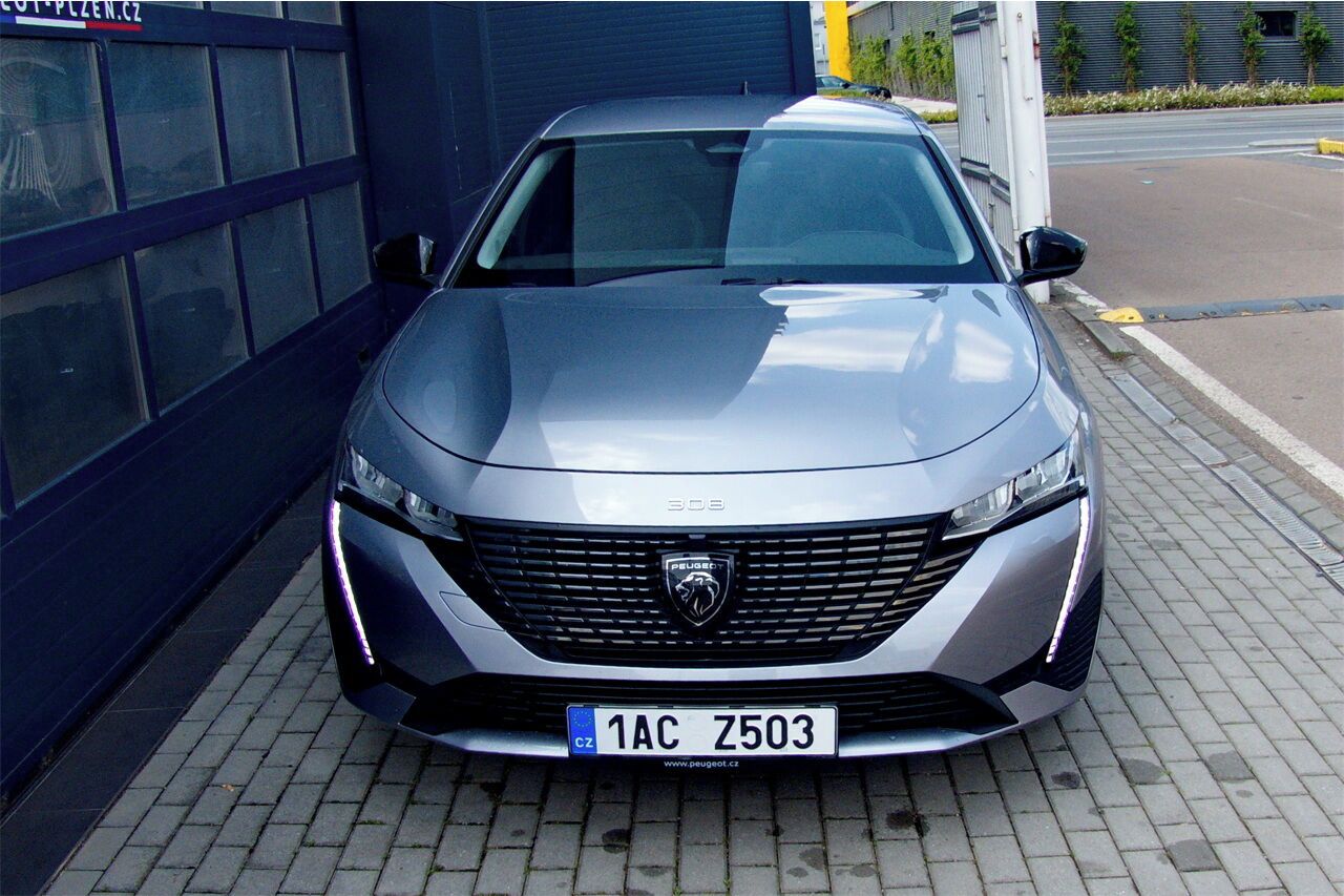 Peugeot 308, SW ALLURE 1.2 PureTech 130 EAT - fotka 4