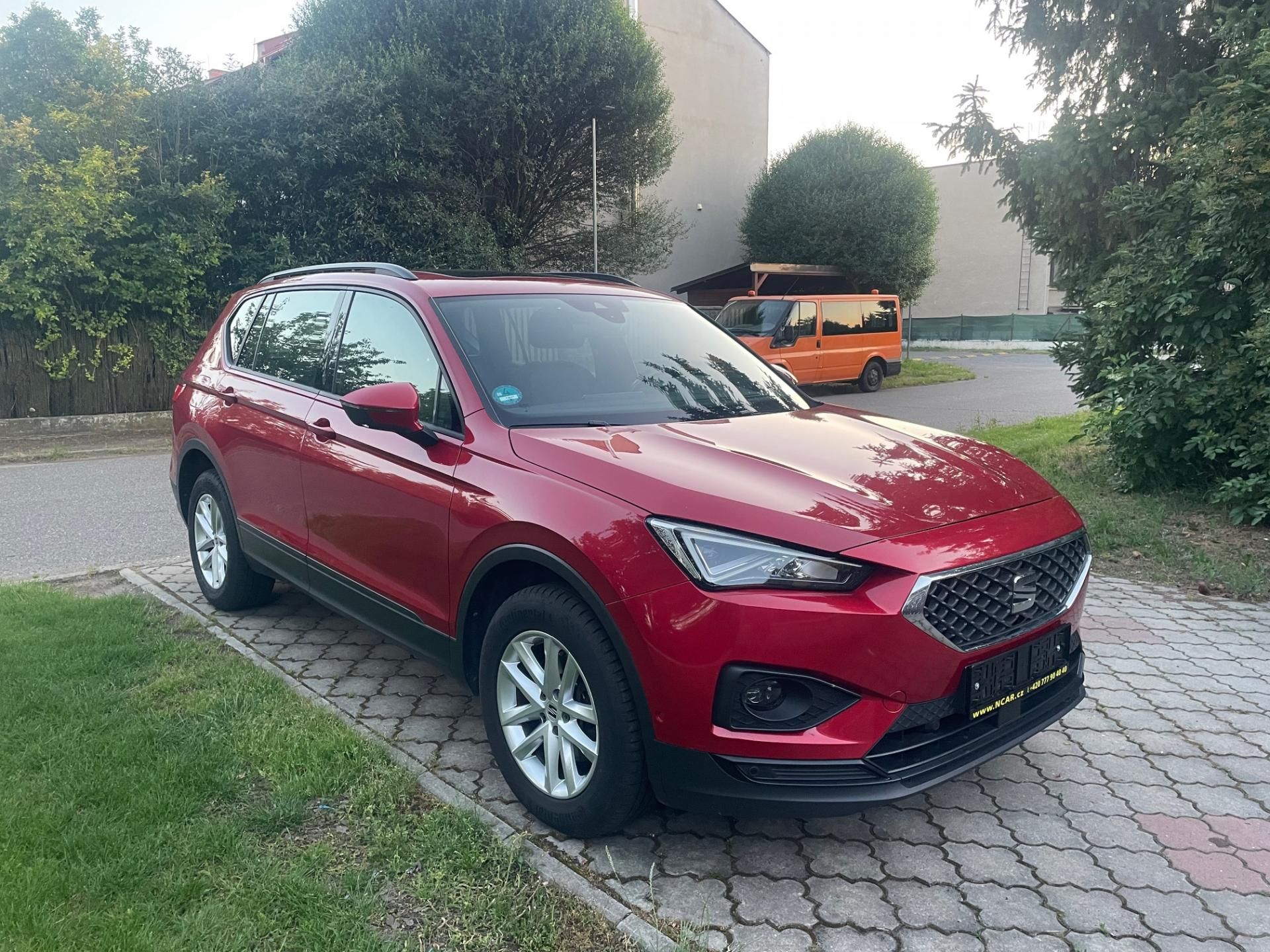 Seat Tarraco, 2,0TDi,110kw,DSG,7-MÍST,17ALU - fotka 3