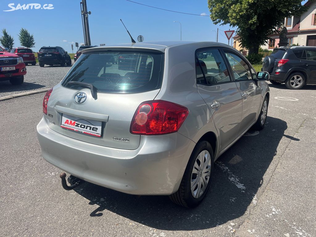Toyota Auris, fotka 7