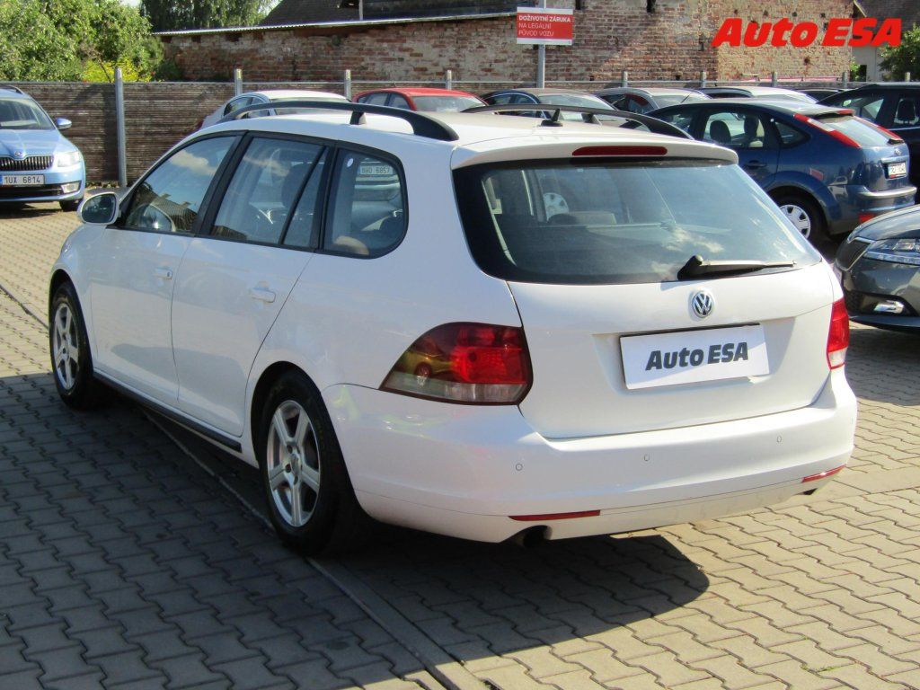Volkswagen Golf, 1.6 TDi,AC,temp - fotka 6