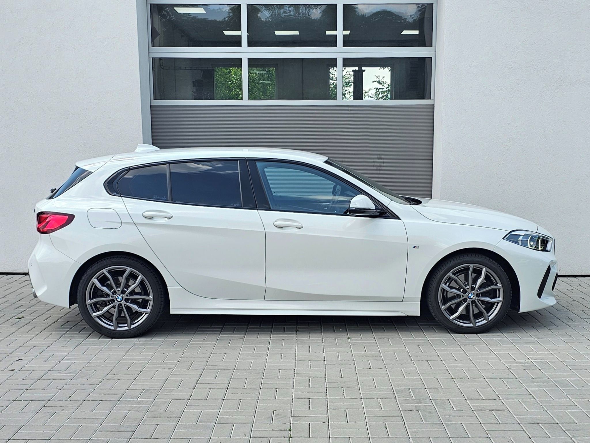 BMW Řada 1, 120d - fotka 5