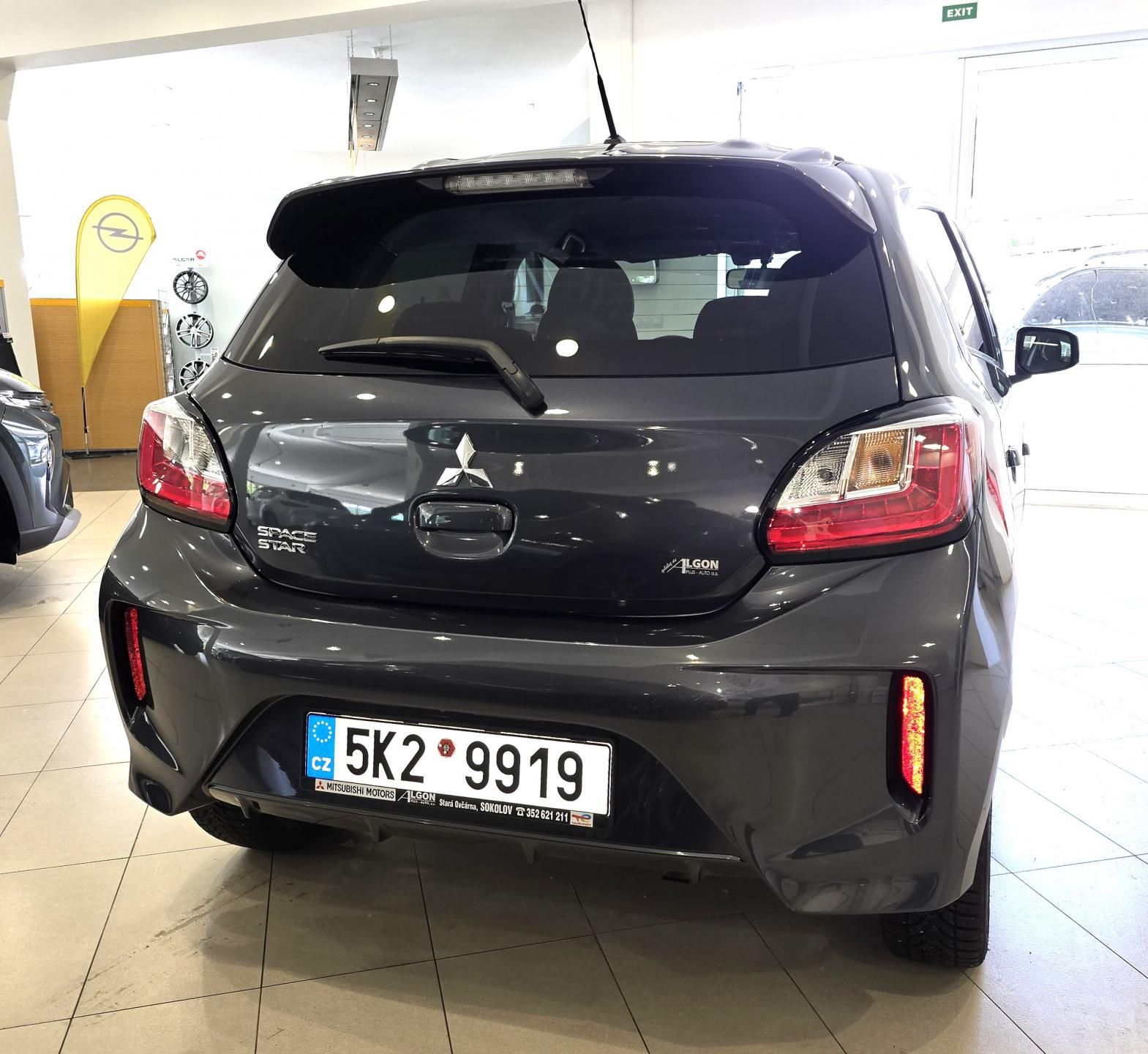 Mitsubishi Space Star, 1.2 MIVEC INVITE 5MT/2WD - fotka 4