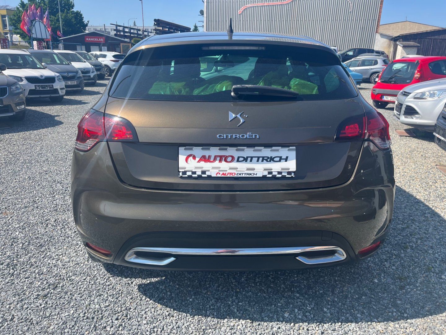 Citroën DS4, 1.6 SPORT CHIC - fotka 6