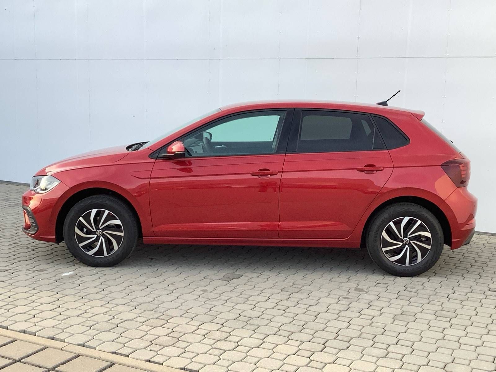 Volkswagen Polo, People 5G 1,0TSi - fotka 2