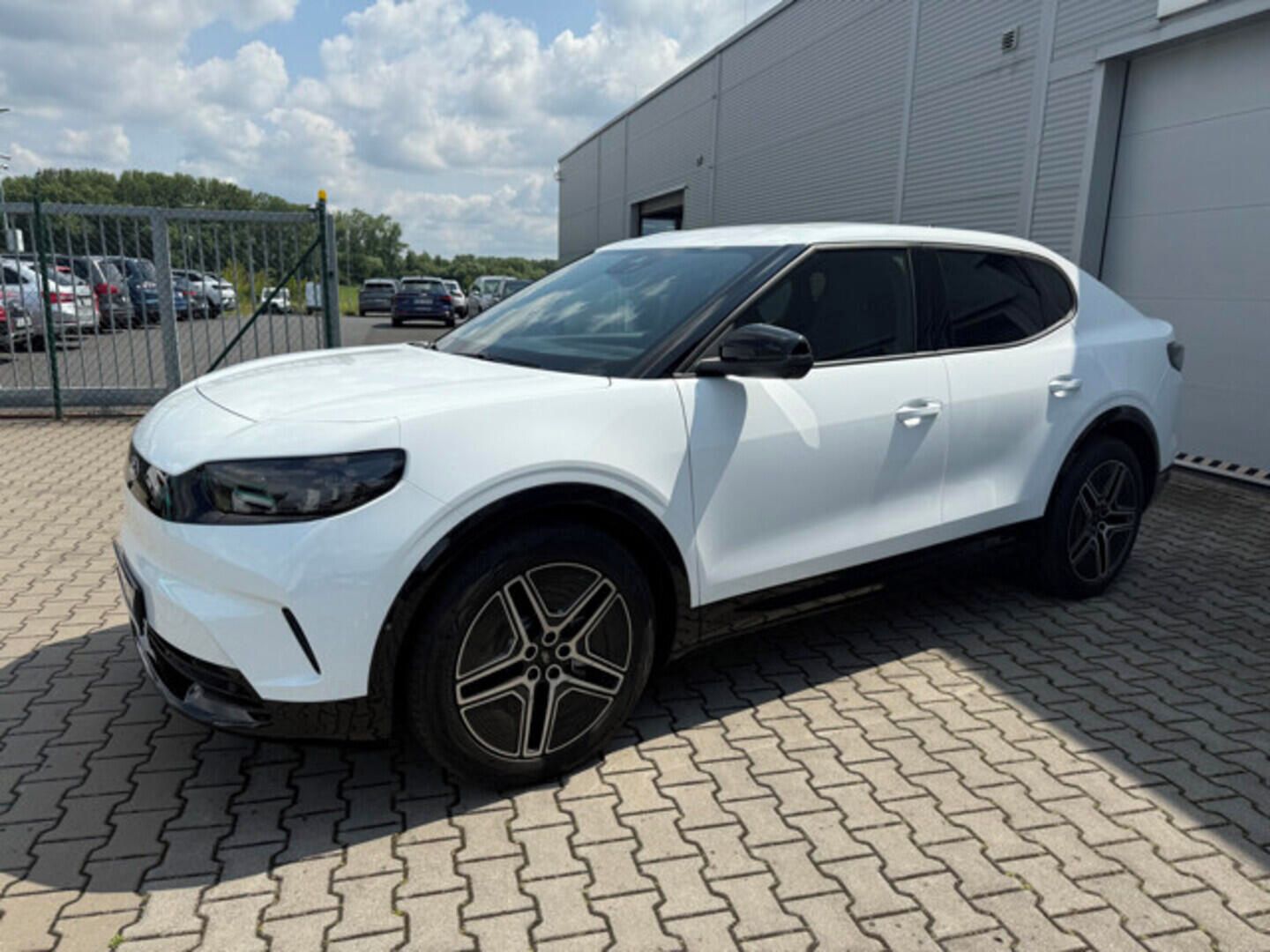 Ford Capri, Premium 77 kWh prodloužený doj - fotka 2
