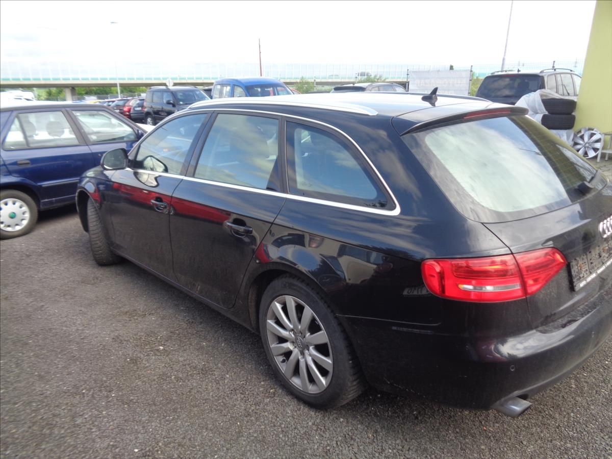 Audi A4, 2,0 - fotka 3