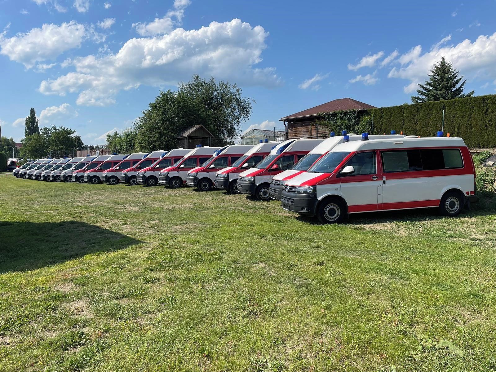 Volkswagen Transporter, Sanitní vozy - fotka 3