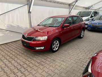 Spaceback 1.2TSi,63kW,ČR,1maj