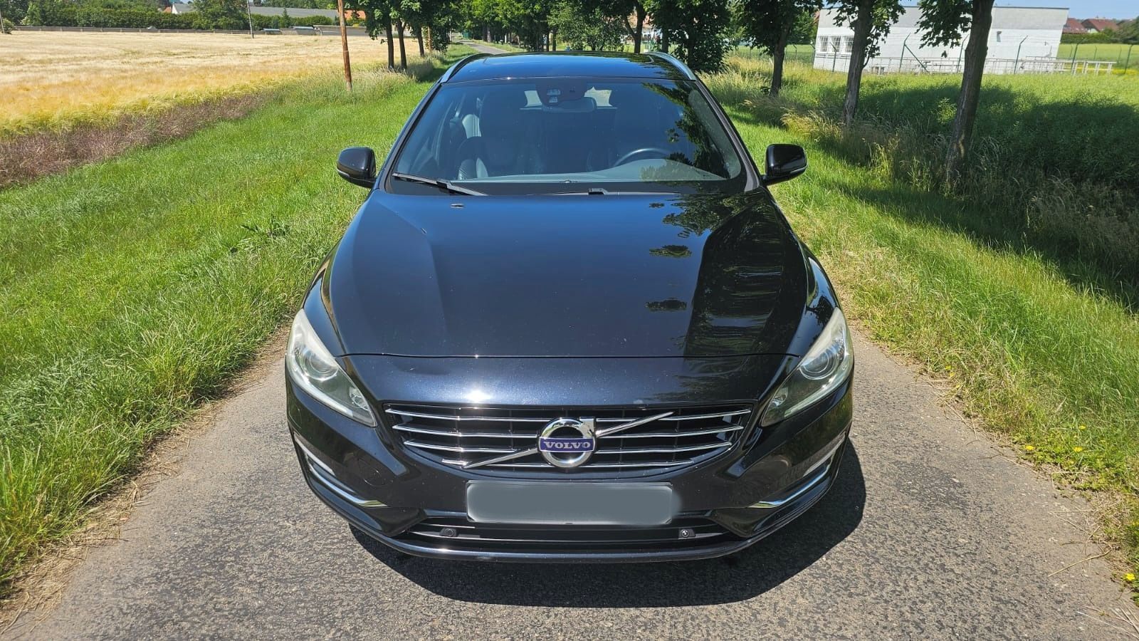 Volvo V60, Volvo V60 2.4 D6 158 kW HYBRID - fotka 2