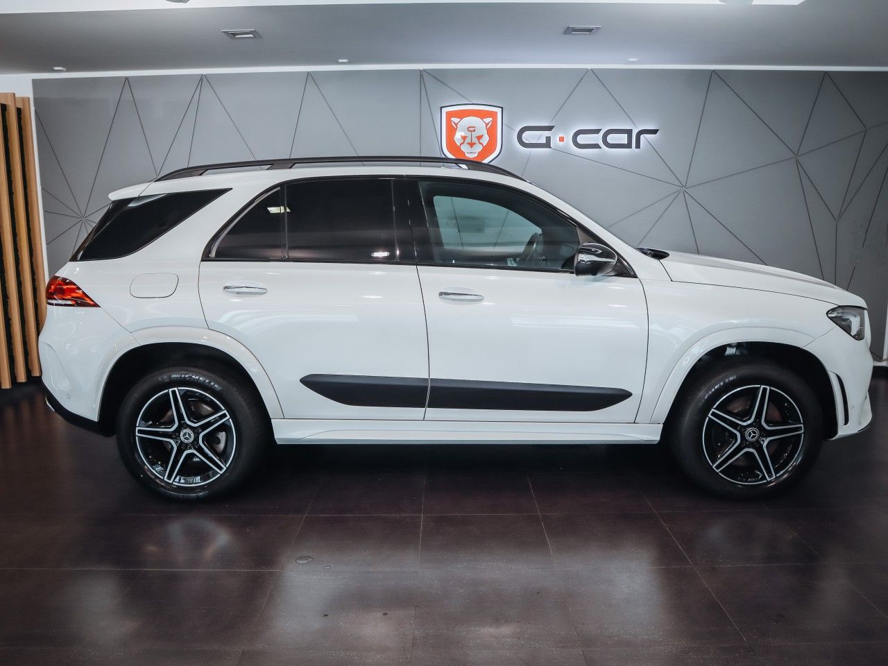 Mercedes-Benz GLE, 450 4MATIC 270 kW - fotka 4