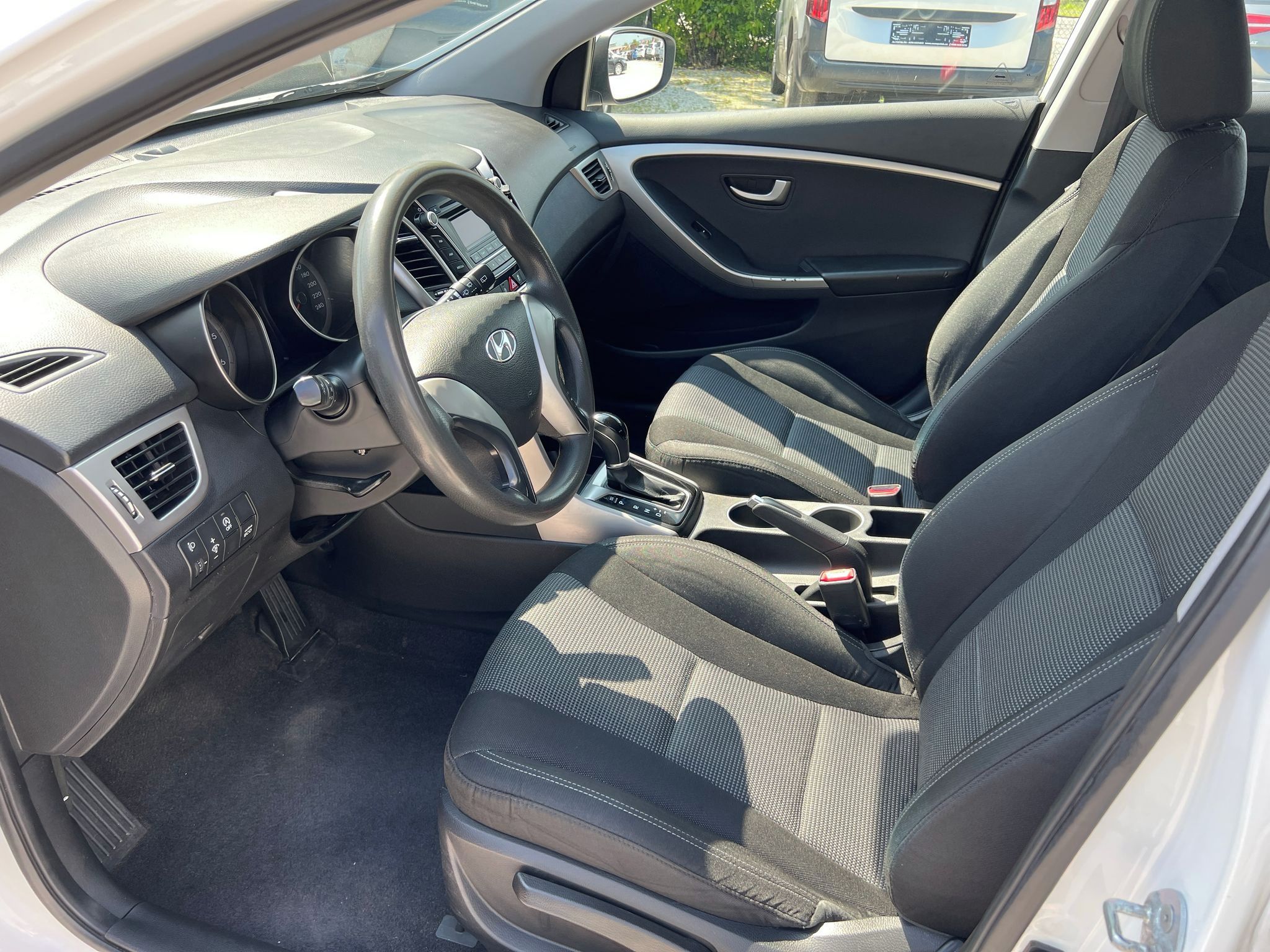Hyundai i30, 1,6 CRDi - fotka 6