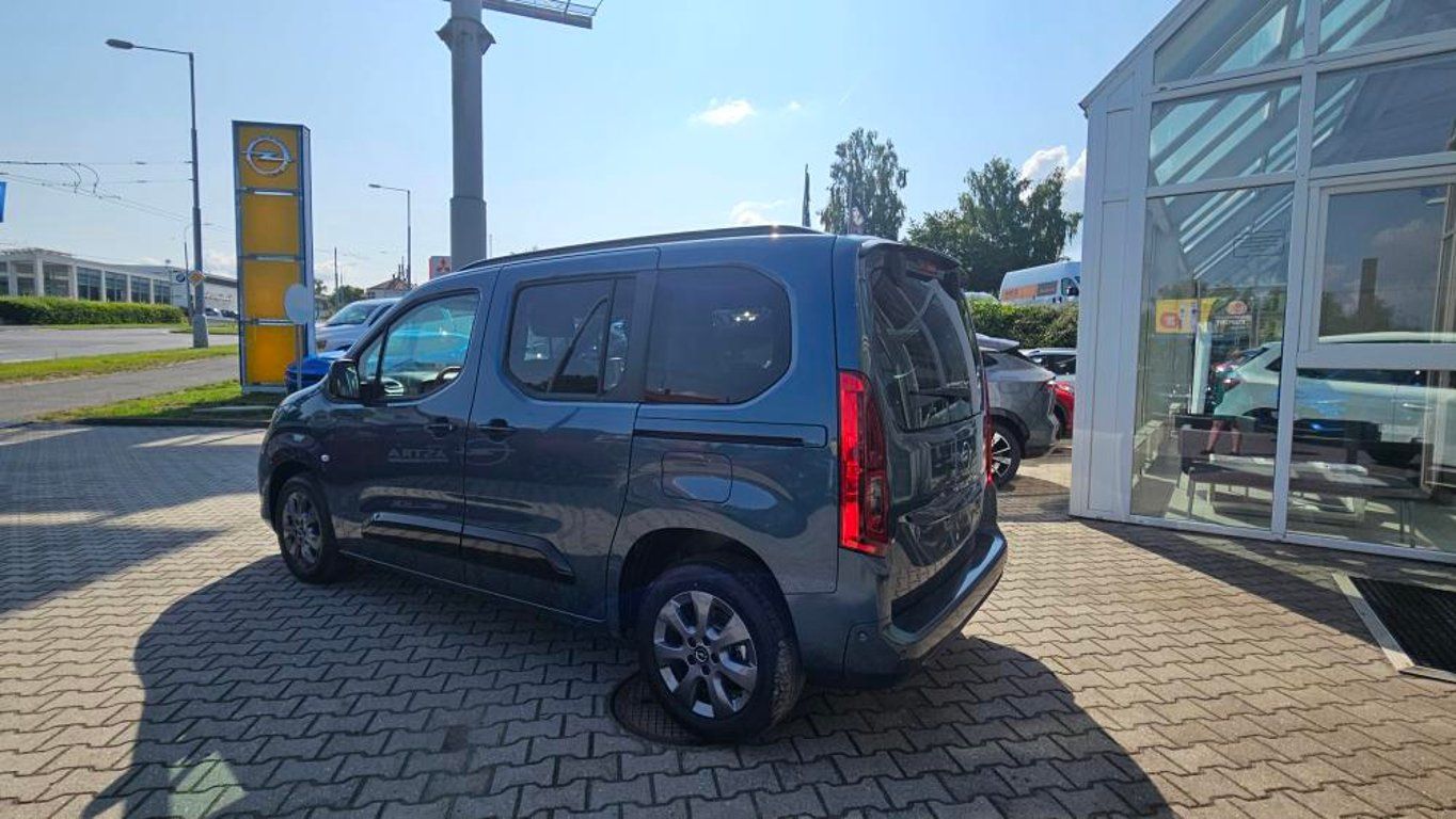 Opel Combo, Eleg. Plus 1.5 CDT 96kW AT8 - fotka 3
