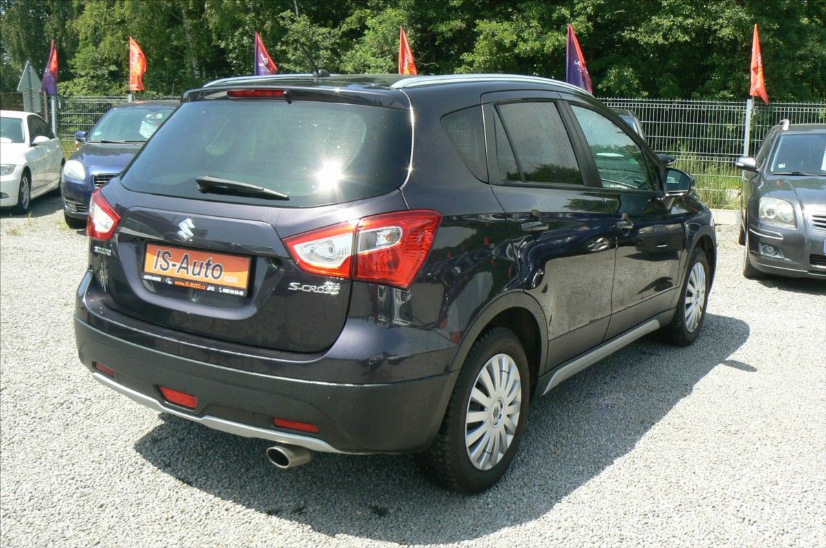 Suzuki SX4 S-Cross, 1,6 DDIS GL  4x2 - fotka 5