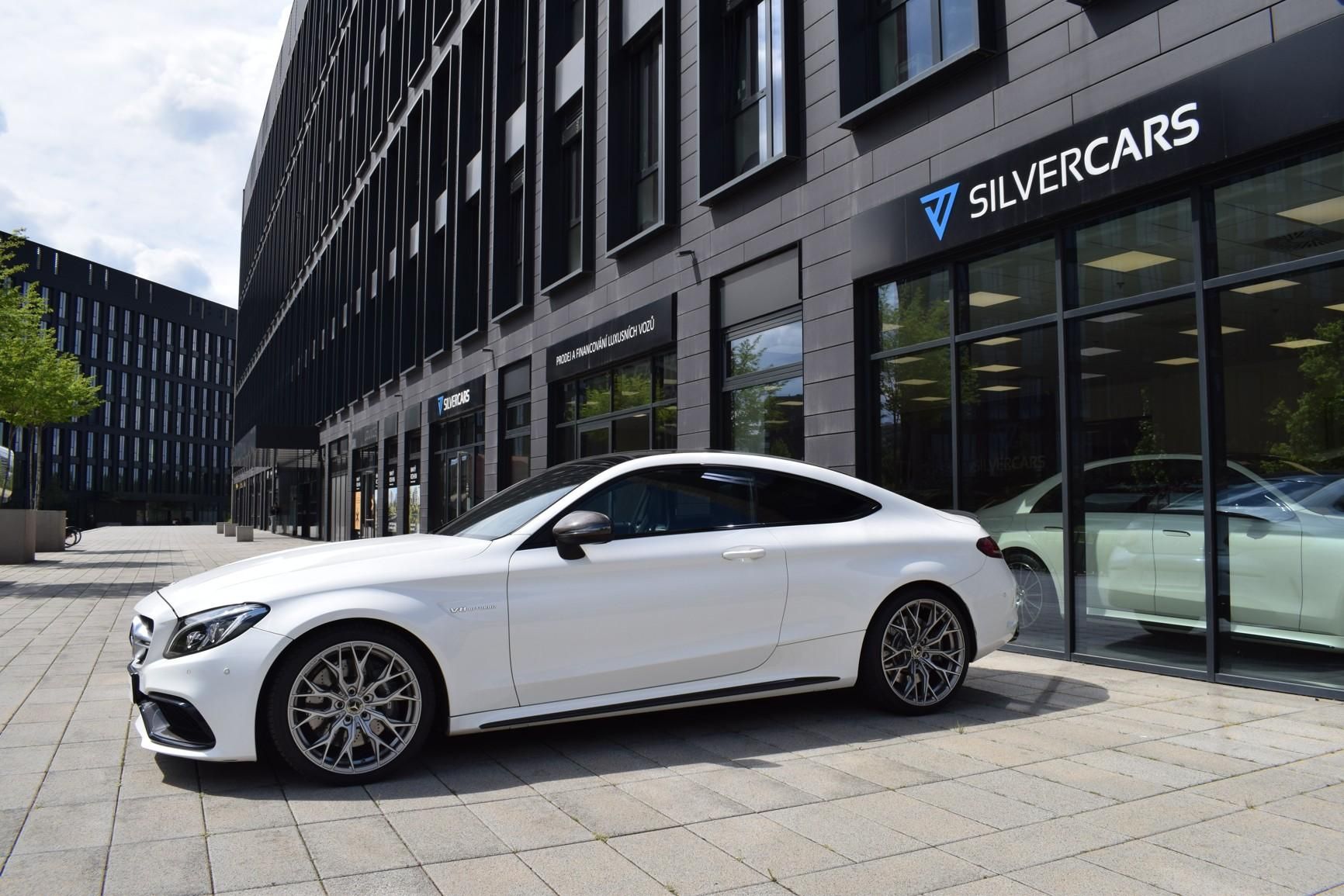 Mercedes-Benz Třídy C, C63 AMG Coupe/Carbon - fotka 2