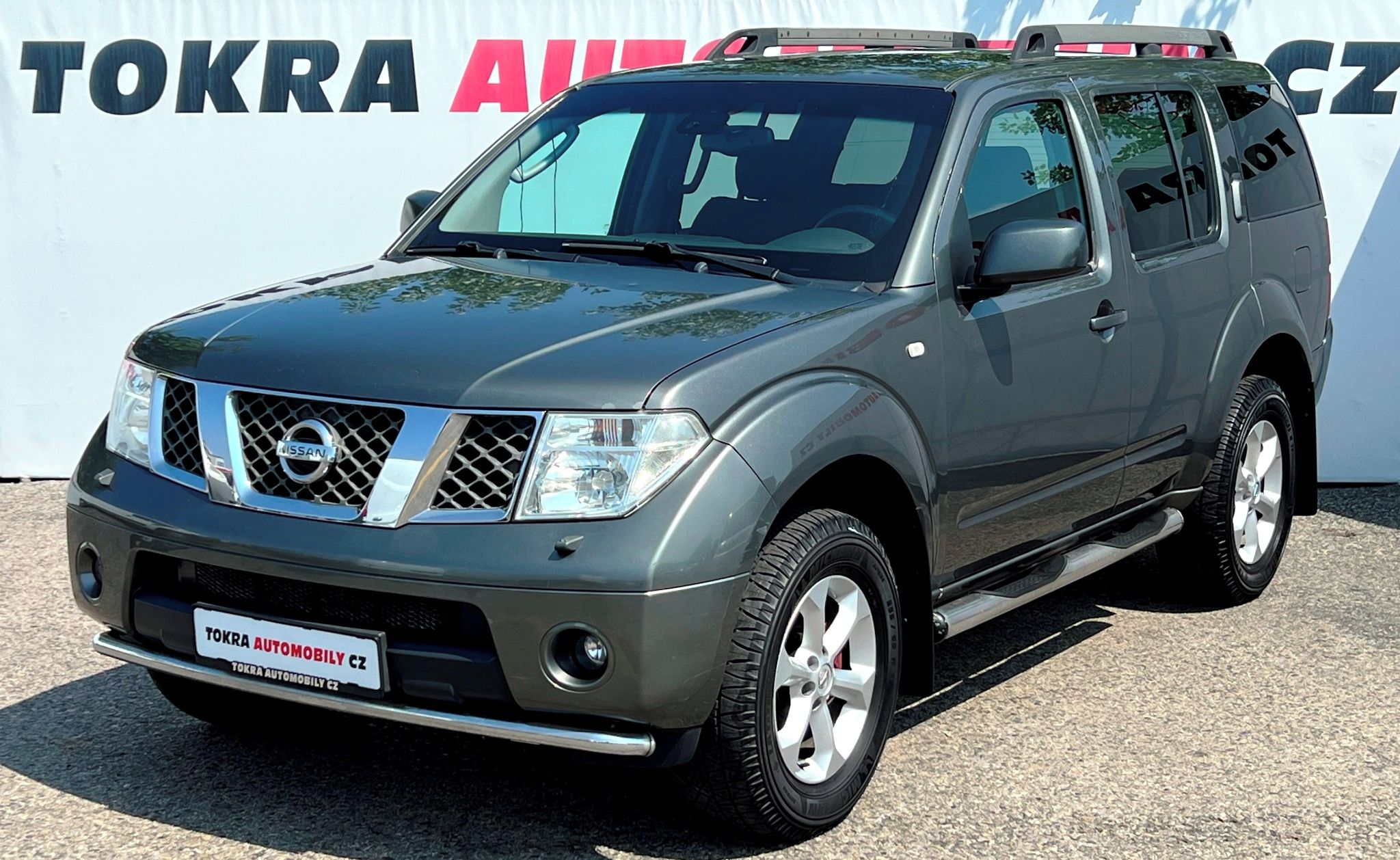 Nissan Pathfinder, 2.5dCI 4WD A/T Klima Tažné ČR