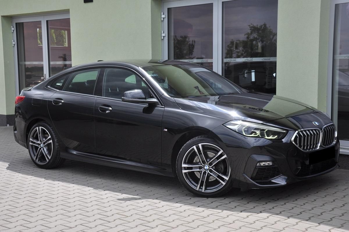 BMW Řada 2, 218d M-SPORT 1M ČR 2xPNEU - fotka 3