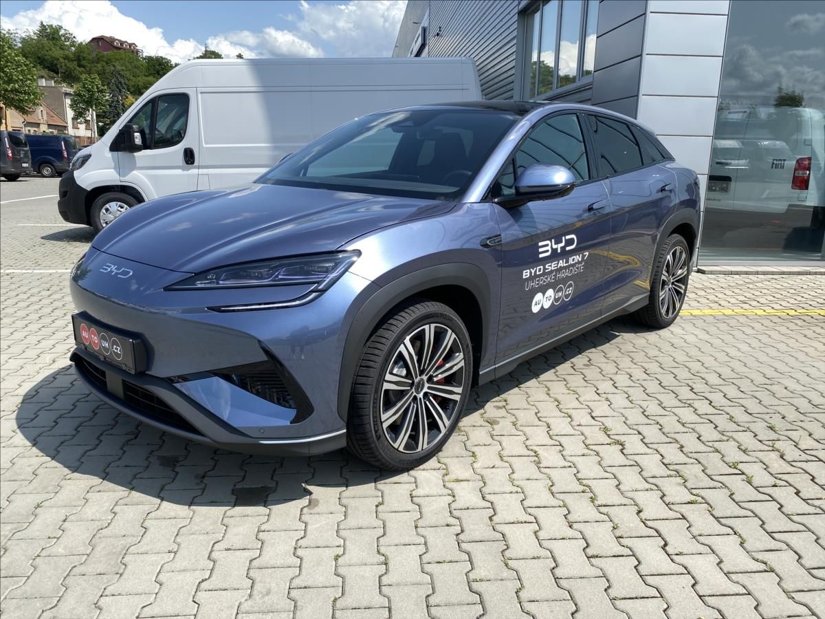 BYD Sealion 7, 390 Kw 4x4 Design - fotka 3