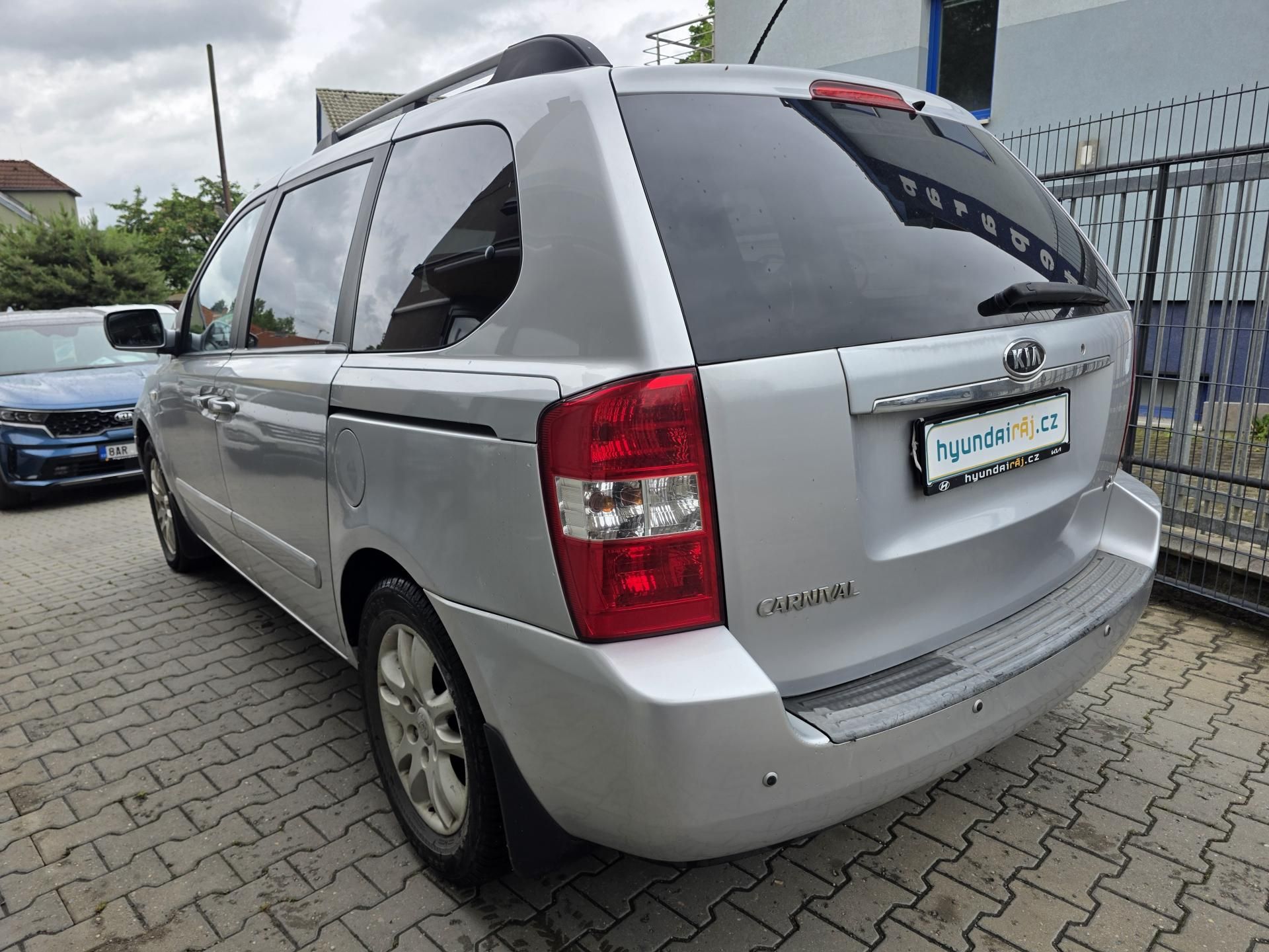 Kia Carnival, 2.9-7 MÍST-PREMIUM-AUTOMAT - fotka 6